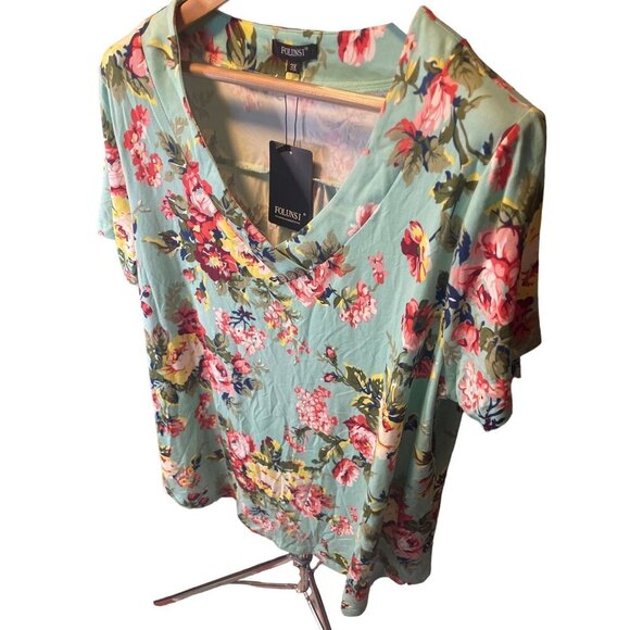 Folunsi NWT Light Green Floral Short Sleeved Tunic Top Sz 3X - Picture 4 of 7
